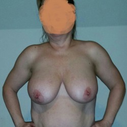 Large tits of a co-worker - 50 n wet. The rest is a secret 