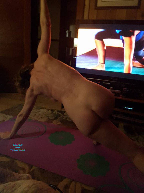 Pic #1 Totally Nude Yoga - Nude Wives, Mature, Amateur