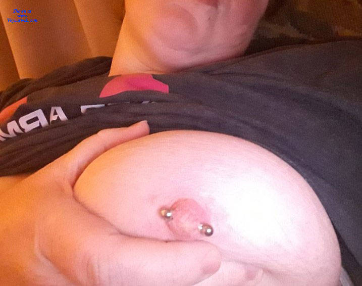 Pic #1 Sharing Nice Tits - Big Tits, Amateur, Body Piercings