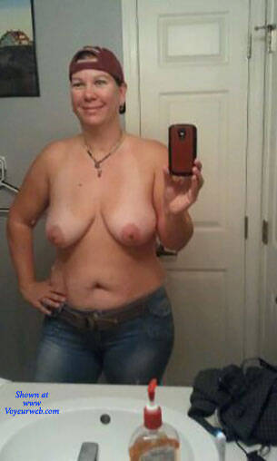 Pic #1 First Time Nude Post - Topless Amateurs, Big Tits, Mature