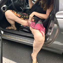 Slowly Getting Out Of The Car - Outdoors, Wife/wives, Shaved, Amateur