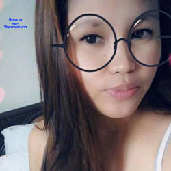 Filipino Girlfriend - Nude Girlfriends, Asian, Brunette, Amateur, Medium Tits