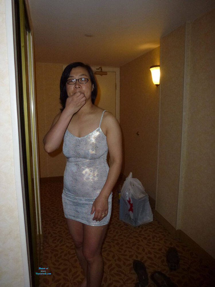 Pic #1 Korean Wife In Everyday Clothes - Brunette, Wife/wives, Dressed, Amateur