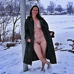 Pic #1 Wife - Big Tits, Brunette, Outdoors, Wife/wives, Bush Or Hairy, Amateur, Mature