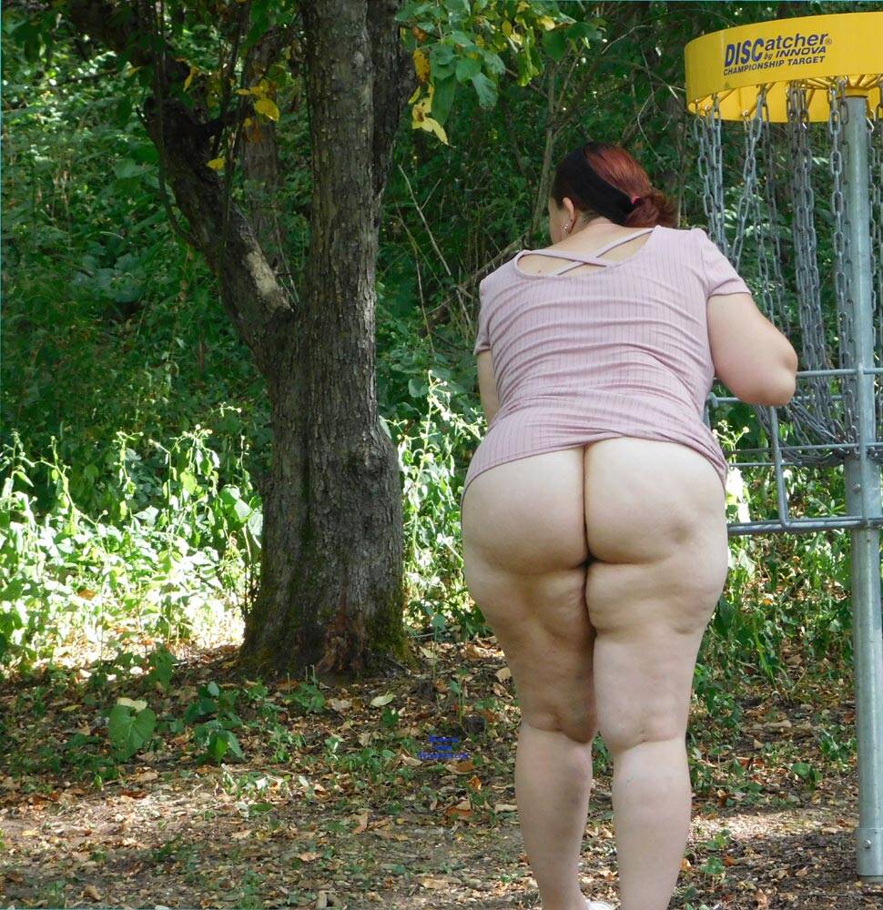 Pic #1 A Walk In The Park - Pantieless Girls, Outdoors, Amateur