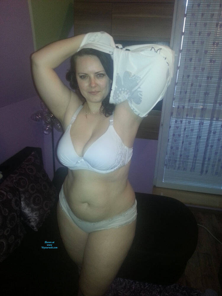 Pic #1 JA No 1 - Big Tits, Brunette, Amateur, Tits In Bras