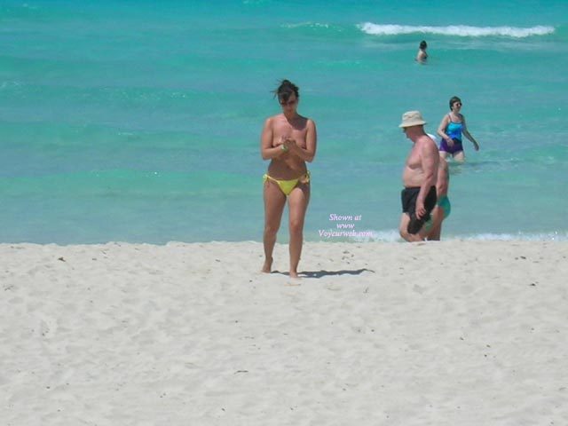 Pic #1 Sexy Mum - Beach Babe