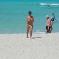 Sexy Mum - Beach Babe