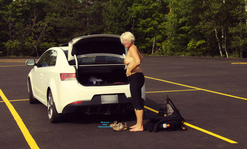 Pic #1 In The Parking Lot After A Hike - Nude Girls, Blonde, Public Exhibitionist, Outdoors, Amateur