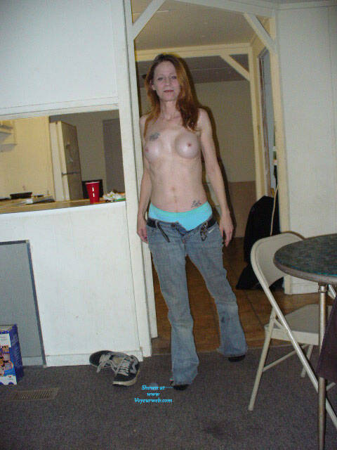 Pic #1 Tammy In Her Trailer - Nude Girls, Redhead, Bush Or Hairy, Amateur, Medium Tits, Tattoos