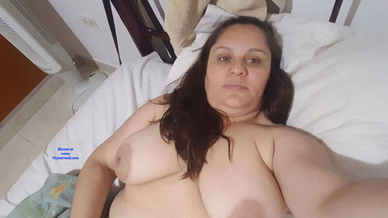 Pic #1 La Gordita Blanca II - Big Tits, Brunette, Mature, Amateur