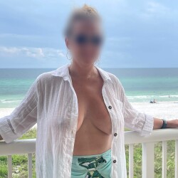 Fun on vacation  - Beach, Big Tits, Flashing, Flashing Tits, Outdoors