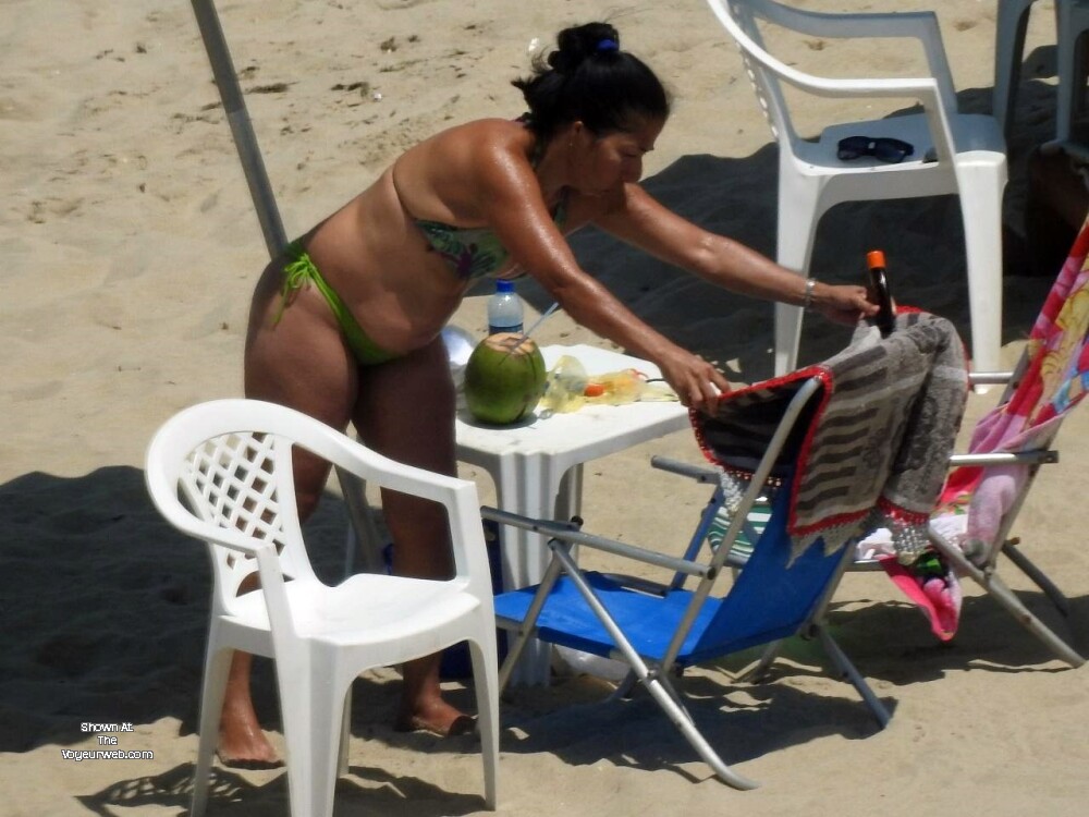 Pic #1 MATURE IN GREEN BIKINI - Beach, Beach Pussy, Big Tits, Latina