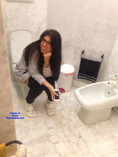 Pic #1 SELFIE TOILET FROM RECIFE CITY, BRAZIL