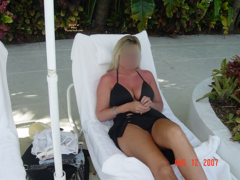 Pic #1  Tan Lines On Sobe