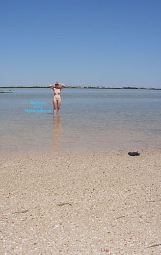 Pic #1 Wet - Beach, Anal