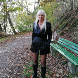 Regina aus 58553 Halver zeigegeil an der Heilenbecker Talsperre - Flashing, Flashing Tits, Natural Tits, Nature, No Panties On, Outdoors, Pussy