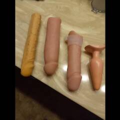 Hubby try's Pammy dildo