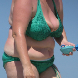 Pic #1 So Saggy Milky Tits Mom beach candid