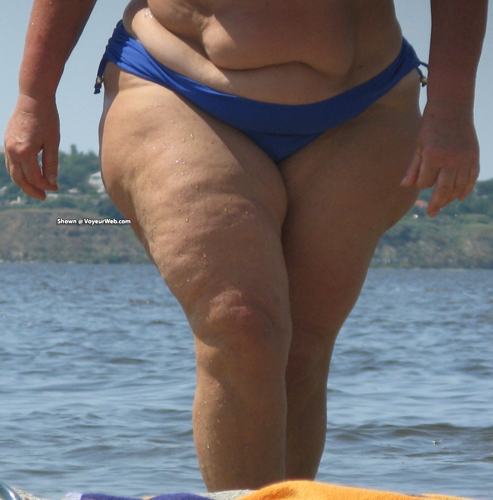 Pic #1 So Wide hips mature bbw beach candid