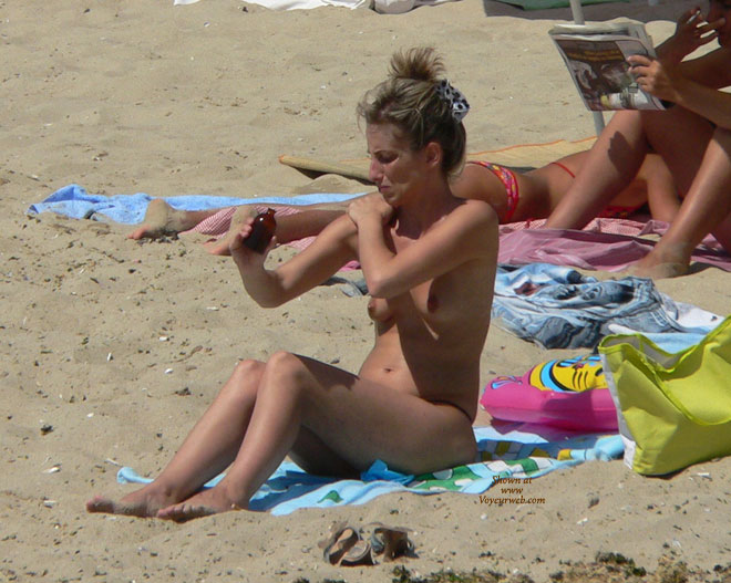 Pic #1 Topless Bulgaria 2