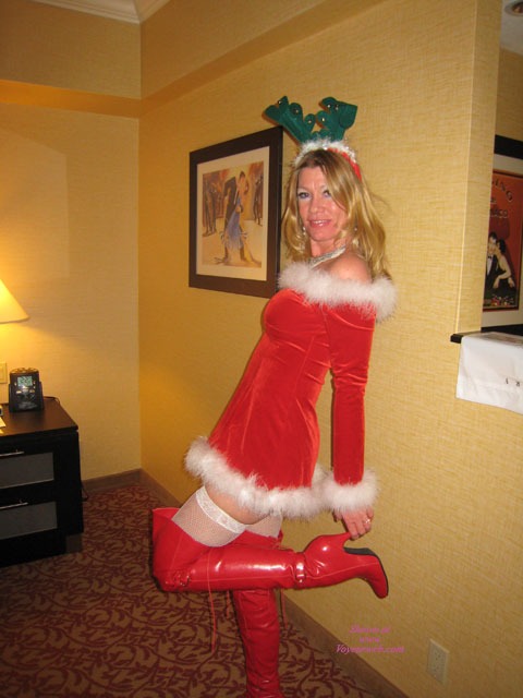 Pic #1 Marry Xmas Vegas