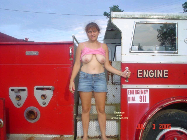 Pic #1 Spoiled Brat~ Sexy In Car(fire Truck)