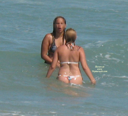 Pic #1 Gostosas Na Praia.. Brasil...