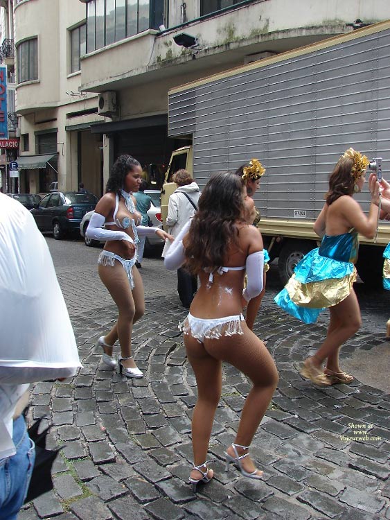 Pic #1 Uruguay Carnival - Part 4