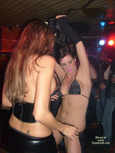 Pic #1 Stripping In Holland