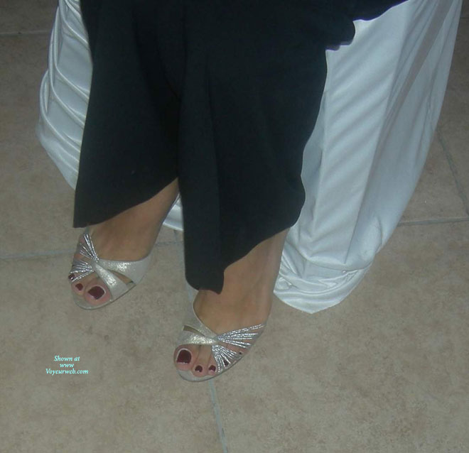 Pic #1 The Feet And High Heels Of Lovely Wife