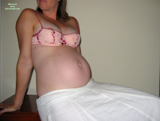 Pic #1 Posing Pregnant