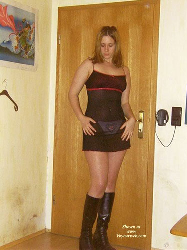 Pic #1 Angi 22 Yo From Germany