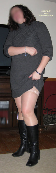 Pic #1 Wife In Short Dress