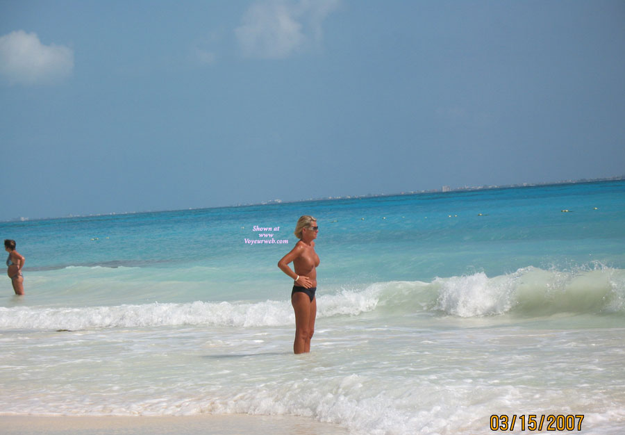 Pic #1 Cancun 2007 (3)